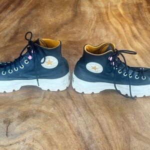 Converse Black Platform Hiking Sneaker with White Lug Sole and Pink Eyelets